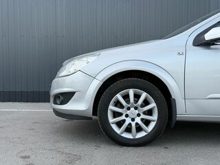 2012 Opel Astra H Рестайлинг, серебристый, 729000 рублей, вид 5