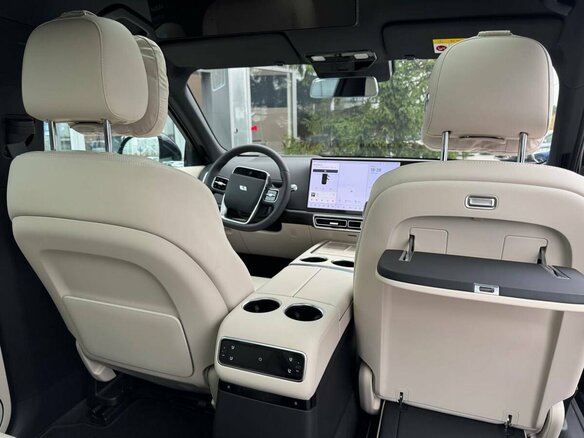 2025 Li Auto (Lixiang) L9 52.3 kWh I Рестайлинг, чёрный, 9550000 рублей - вид 22