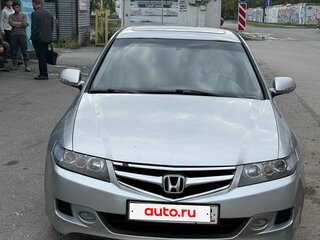 2007 Honda Accord VII Рестайлинг, серебристый, 900000 рублей, вид 1