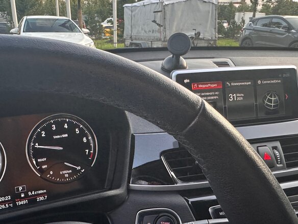 2020 BMW X1 18i sDrive II (F48) Рестайлинг, белый, 3150000 рублей - вид 9