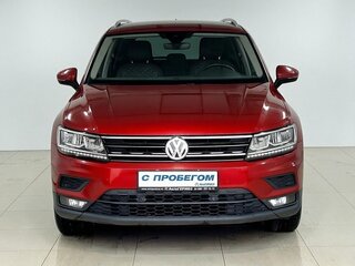 2019 Volkswagen Tiguan II, красный, 2545000 рублей, вид 3