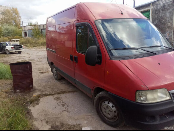 2010 Fiat Professional Ducato, красный - вид 4