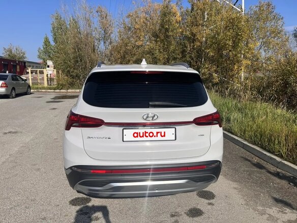 2021 Hyundai Santa Fe IV Рестайлинг, белый, 3700000 рублей - вид 3