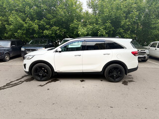 2017 Kia Sorento III Prime, белый, 2850000 рублей, вид 4