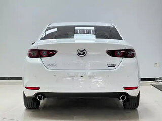 2023 Mazda 3 Axela IV (BP), белый, 1585002 рублей, вид 5