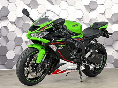 2022 Kawasaki ZX-6R Ninja, зелёный, 1149000 рублей, вид 2