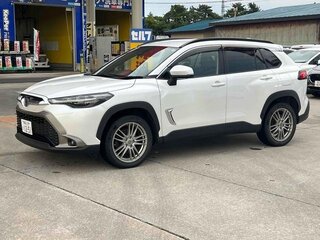2023 Toyota Corolla Cross I, белый, 2290000 рублей, вид 3
