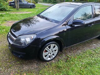 2009 Opel Astra H Рестайлинг, чёрный, 200000 рублей, вид 2
