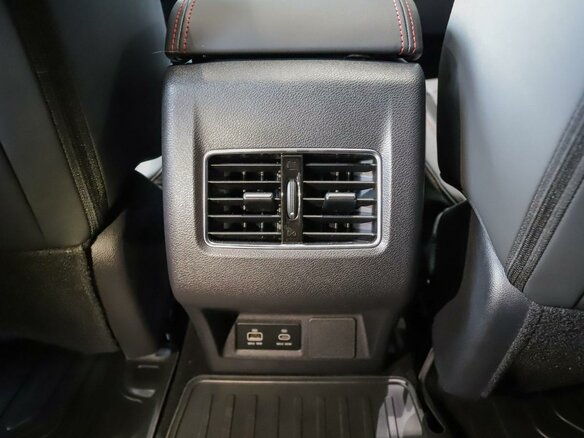 2026 JAC T9, чёрный, 3979000 рублей - вид 17