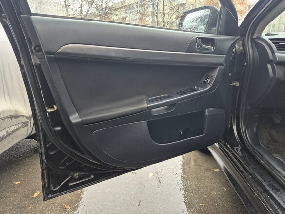 2008 Mitsubishi Lancer X, чёрный, 590000 рублей - вид 5
