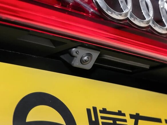 2026 Audi Q6 45 TFSI, чёрный - вид 5
