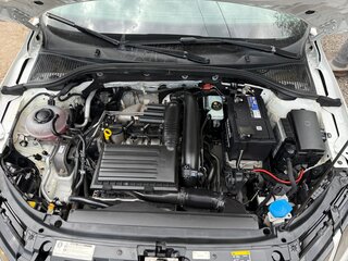 2018 Skoda Octavia III (A7) Рестайлинг, белый, 2090000 рублей, вид 5