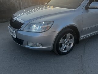 2011 Skoda Octavia DSG7 II (A5) Рестайлинг, серый, 785000 рублей, вид 1