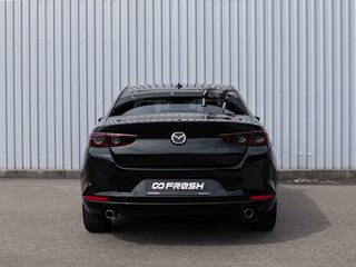 2019 Mazda 3 IV (BP), чёрный, 1999000 рублей, вид 4