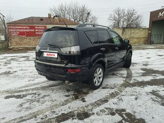 2011 Mitsubishi Outlander II Рестайлинг, чёрный, 1300000 рублей, вид 4