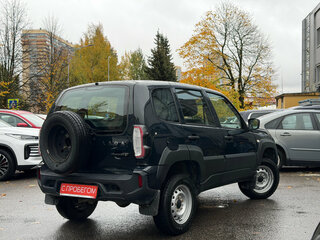 2024 Lada (ВАЗ) Niva Travel I, зелёный, 999000 рублей, вид 4