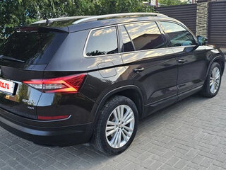 2017 Skoda Kodiaq I, коричневый, 2700000 рублей, вид 2