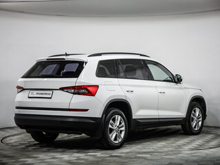 2019 Skoda Kodiaq I, белый, 2123212 рублей, вид 5