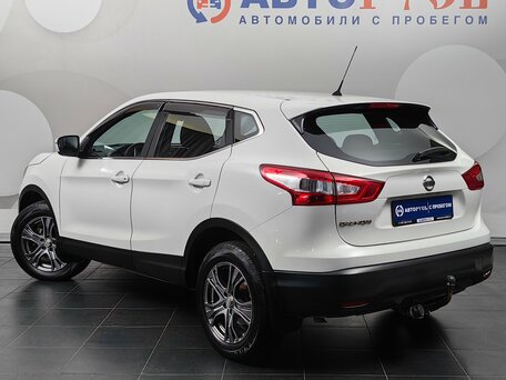 2014 Nissan Qashqai II, белый, 1395000 рублей, вид 2