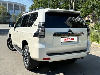 2021 Toyota Land Cruiser Prado 150 Series Рестайлинг 3, белый, 6800000 рублей, вид 3