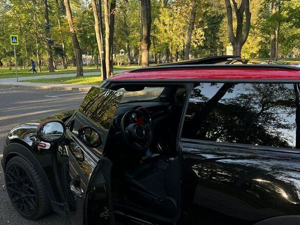 2020 Mini Hatch JCW III (F55/F56) Рестайлинг, чёрный, 3200000 рублей - вид 10