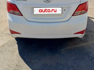 2016 Hyundai Solaris I Рестайлинг, белый, 1100000 рублей, вид 3