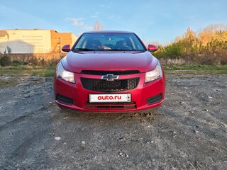 2011 Chevrolet Cruze I, красный, 750000 рублей, вид 2