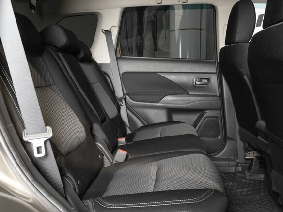 2019 Mitsubishi Outlander III Рестайлинг 3, коричневый - вид 7