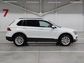 2020 Volkswagen Tiguan II, белый, 1990000 рублей, вид 4
