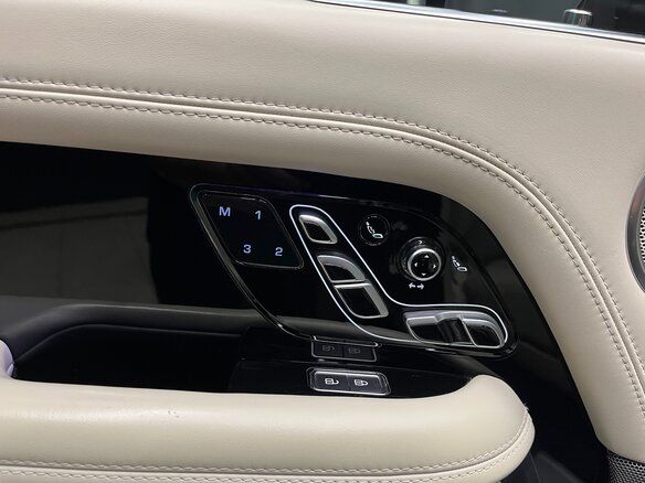 2021 Land Rover Range Rover IV Рестайлинг, серый, 11050000 рублей - вид 9