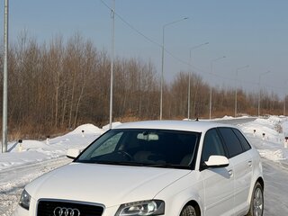 2011 Audi A3 II (8P) Рестайлинг 2, белый, 780000 рублей, вид 1