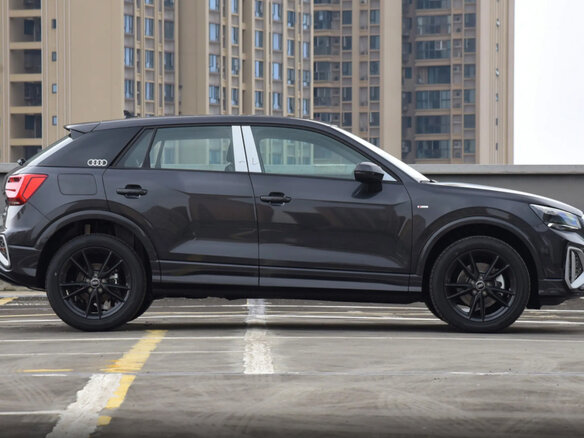2023 Audi Q2 L 35 TFSI I Рестайлинг, чёрный, 2020000 рублей - вид 7