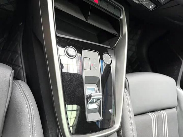 2023 Audi A3 35 TFSI Long IV (8Y), серый, 1800000 рублей - вид 13
