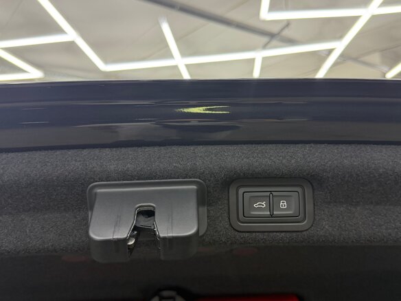 2026 Audi A7 L 45 TFSI II (4K), чёрный, 6300000 рублей - вид 25