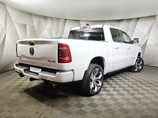 2019 Ram 1500 Crew Cab V, белый, 7200000 рублей, вид 2