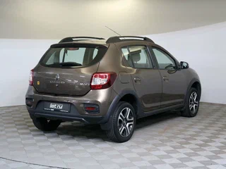 2021 Renault Sandero Stepway II Рестайлинг, коричневый, 899000 рублей, вид 5