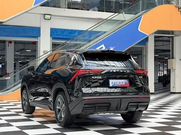 2023 Jetour Dashing I, чёрный, 1680000 рублей - вид 2