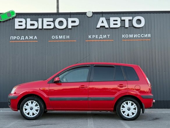 2007 Ford Fusion I Рестайлинг, красный, 460000 рублей - вид 3
