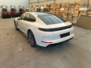 2026 Porsche Panamera 4 III, серый, 22990000 рублей, вид 5