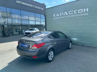 2011 Hyundai Solaris I, серый, 735000 рублей, вид 2