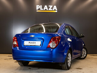 2013 Chevrolet Aveo II, синий, 750000 рублей, вид 4