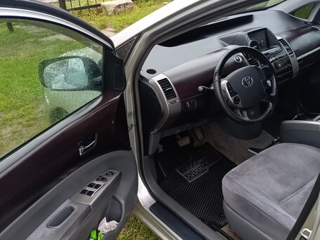 2005 Toyota Prius II (XW20), серебристый, 350000 рублей, вид 5