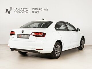 2016 Volkswagen Jetta VI Рестайлинг, белый, 1405800 рублей, вид 3