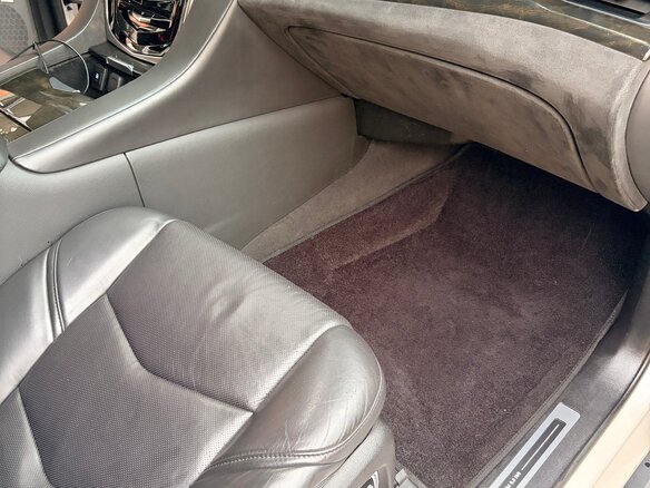 2020 Cadillac Escalade IV, белый, 5000000 рублей - вид 17
