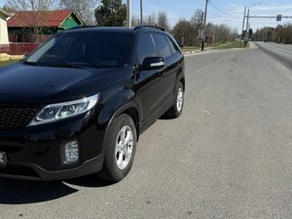 2015 Kia Sorento II Рестайлинг, чёрный, 1700000 рублей, вид 1