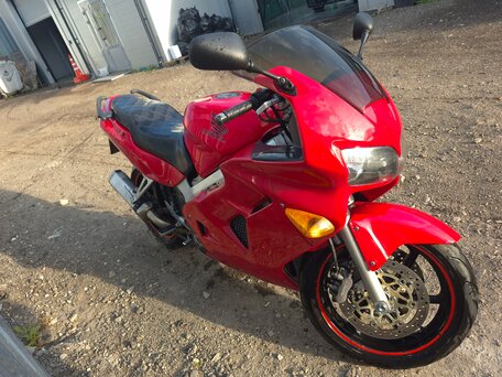 1998 Honda VFR 800, красный, 350000 рублей, вид 3