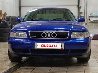 1995 Audi A4 I (B5), синий, 500000 рублей, вид 2