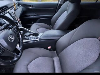 2018 Toyota Camry VIII (XV70), чёрный, 2217000 рублей, вид 4
