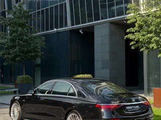 2025 Mercedes-Benz S-Класс AMG 63 e AMG Long IV (W223), чёрный, 20990000 рублей, вид 4