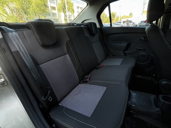 2022 Renault Logan Stepway II Рестайлинг, серый, 1380000 рублей - вид 9